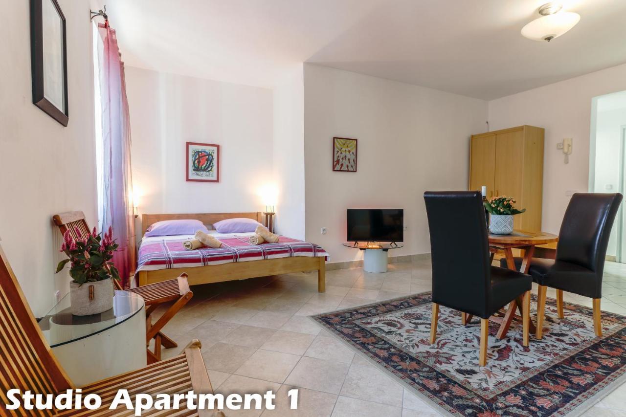 Art Apartments ורסאר מראה חיצוני תמונה